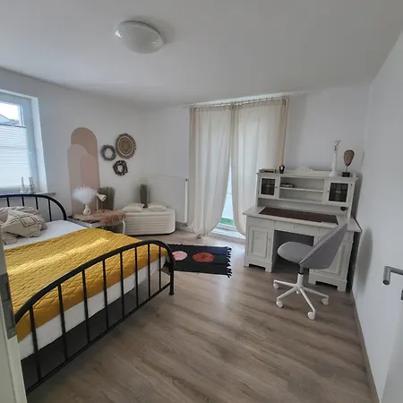 Beautiful Cozy Apartments Close To Lakes And Nature Parks Schwandorf in Bayern Exterior photo