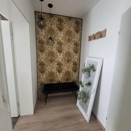 Beautiful Cozy Apartments Close To Lakes And Nature Parks Schwandorf in Bayern Exterior photo