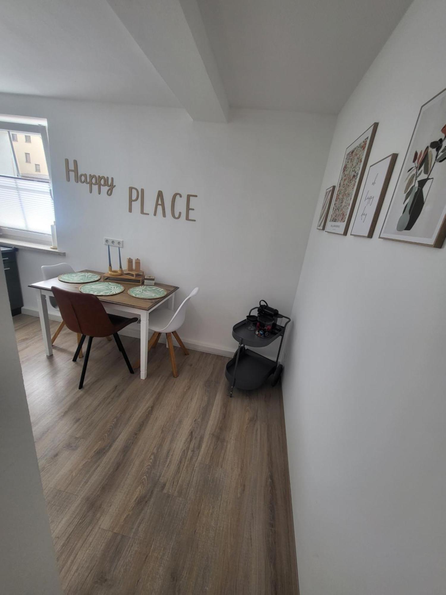 Apartment Beautiful Cozy Close To Lakes And Nature Parks