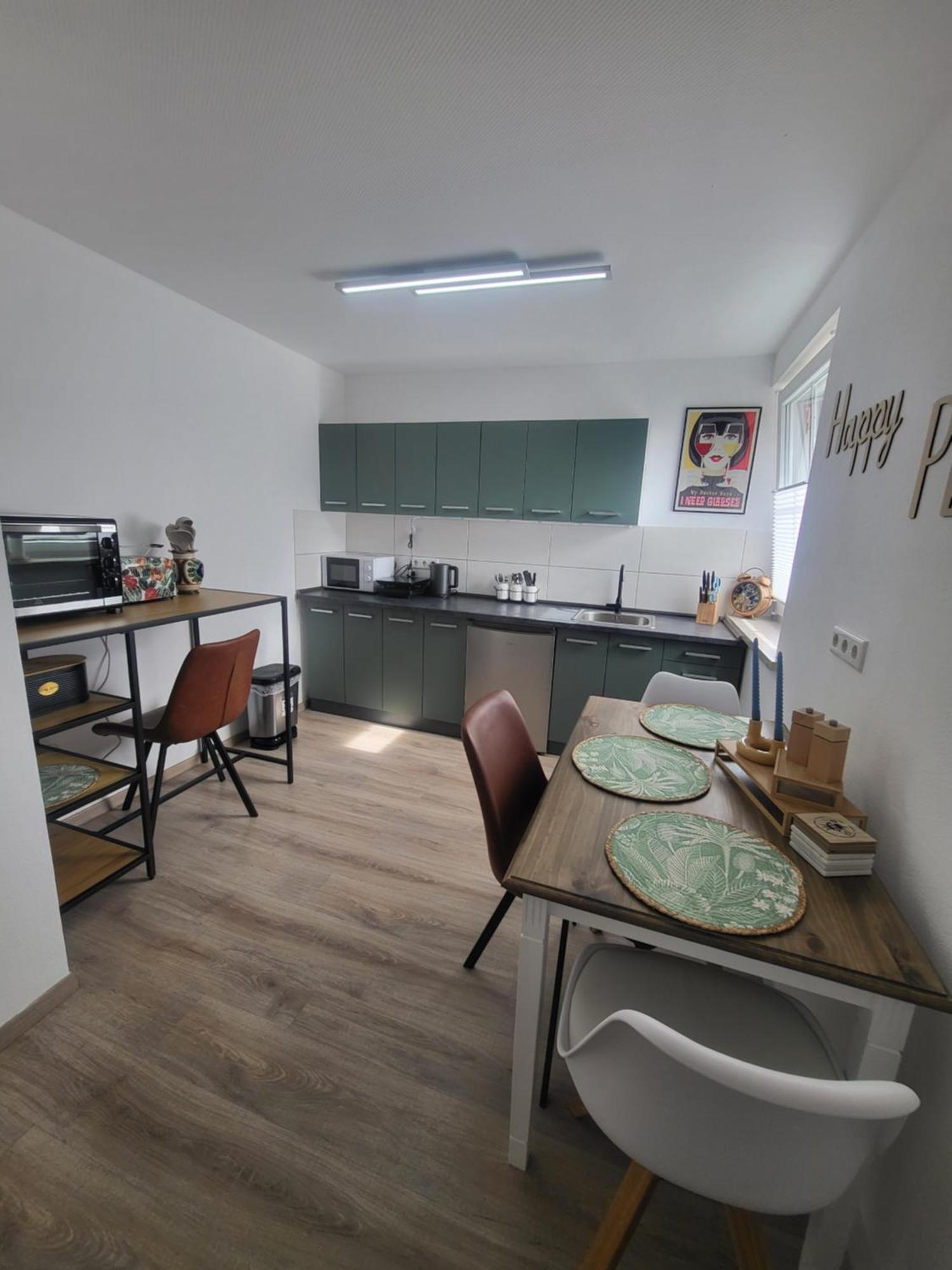 Beautiful Cozy Close To Lakes And Nature Parks