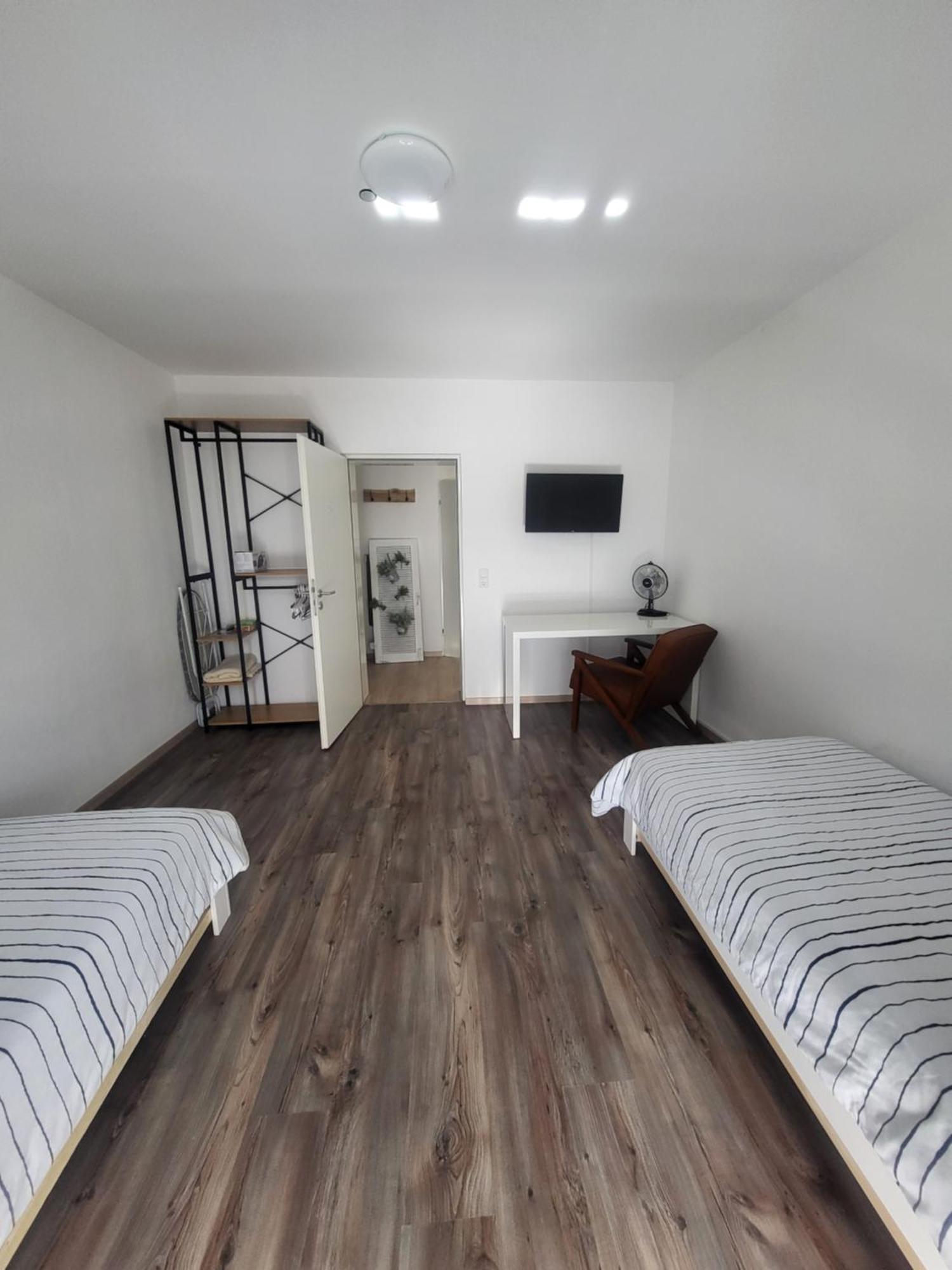 Beautiful Cozy Close To Lakes And Nature Parks Apartment